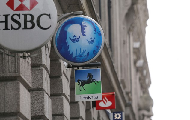 B9AXG3 Bank signs, City of London